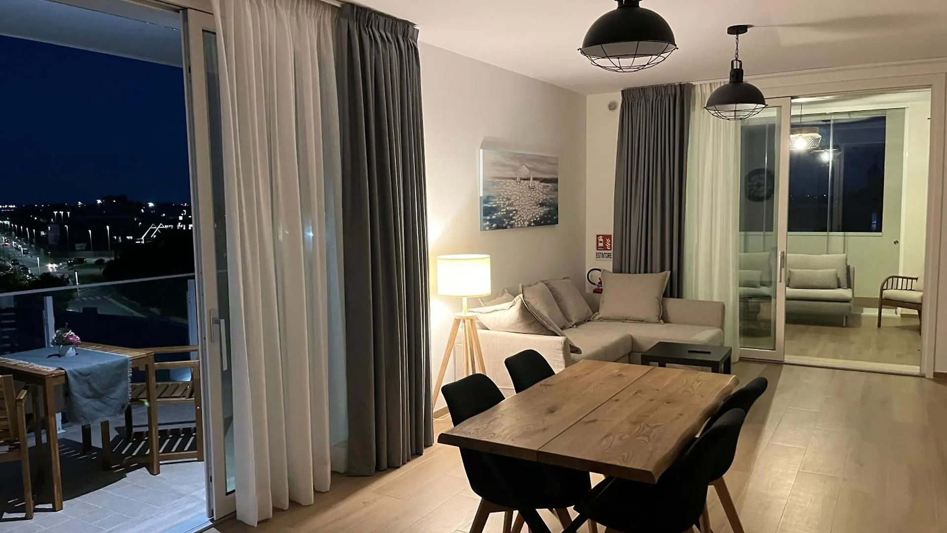 Agm Suite Fiumicino Airport Faro 15 Apartment