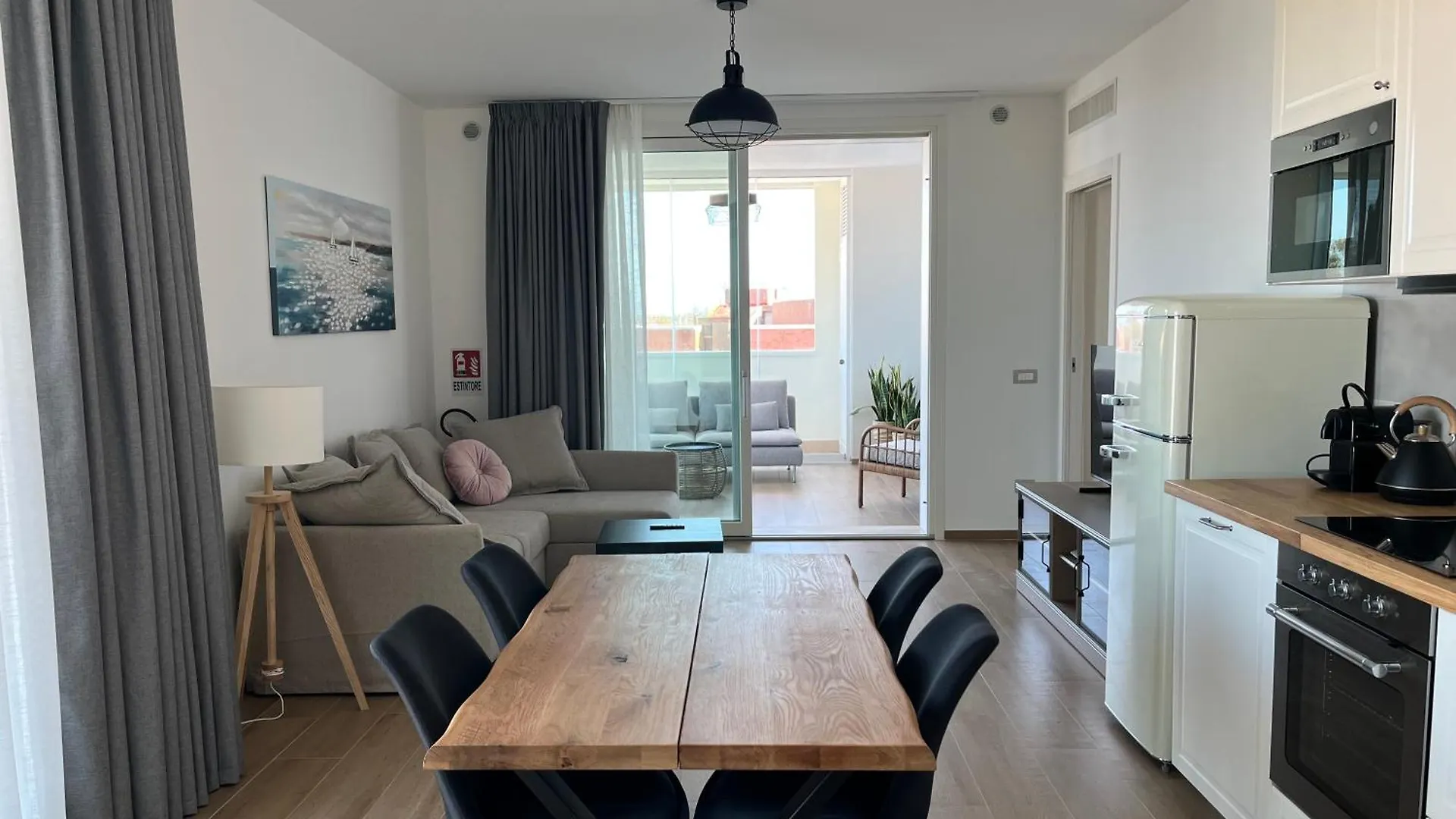 Apartment Agm Suite Fiumicino Airport Faro 15
