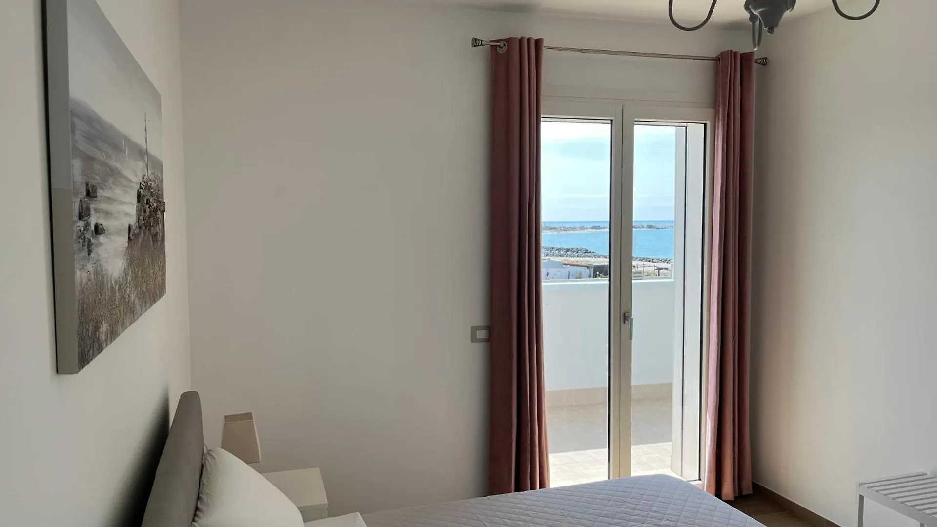 Agm Suite Fiumicino Airport Faro 15 Italy